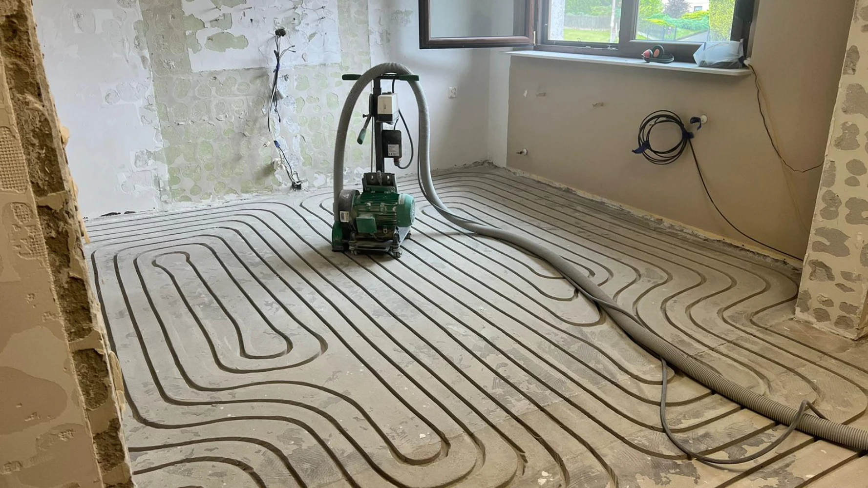 Zdjęcie - frezowanie pod ogrzewanie podłogowe