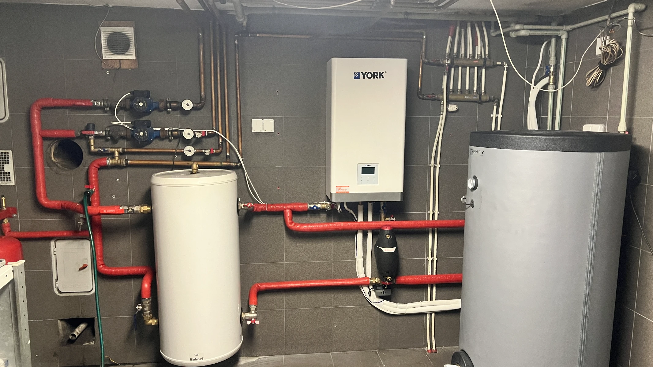 Grzejniki niskotemperaturowe do pomp ciepła